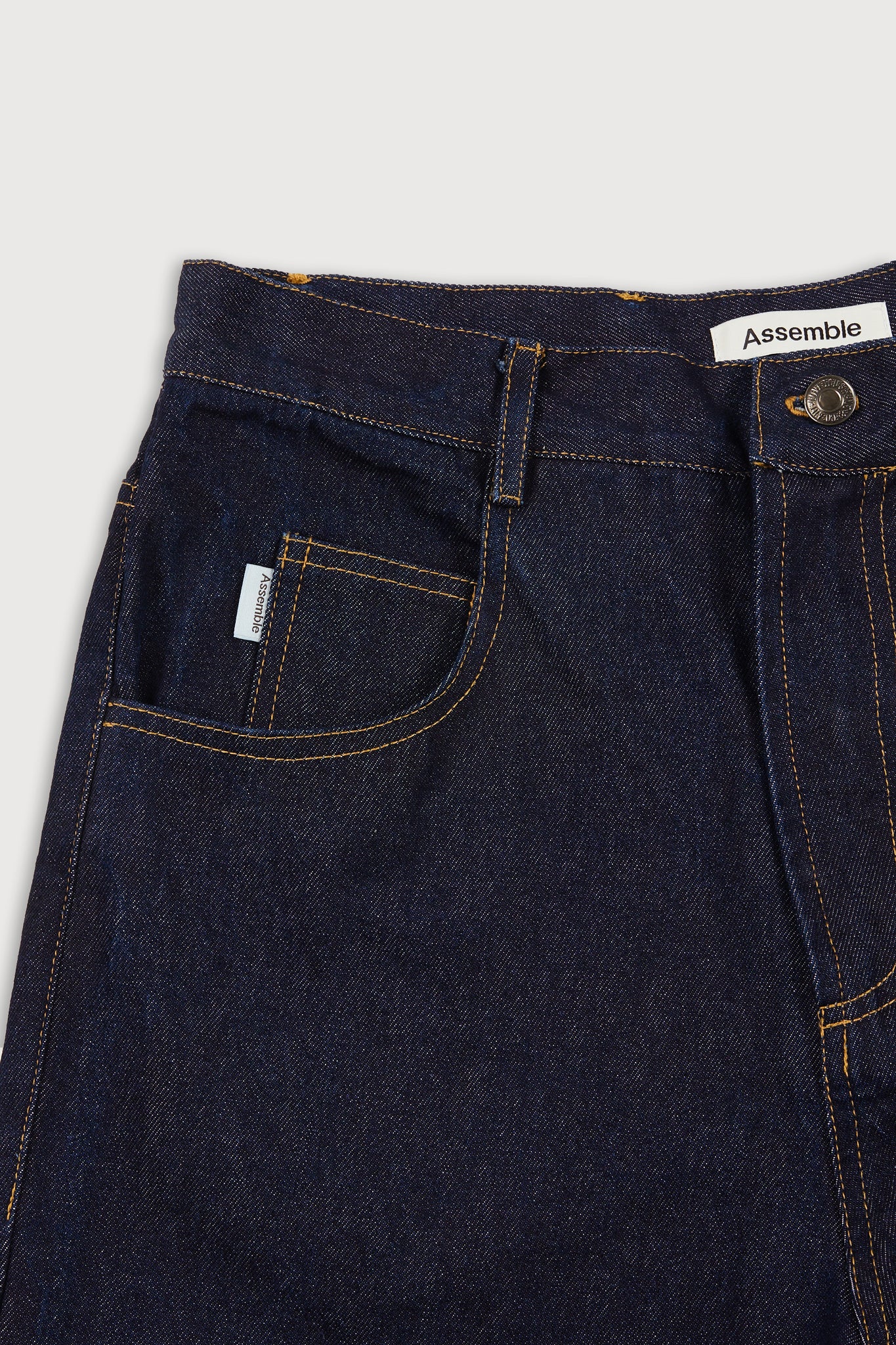 Assemble unisex relaxed fit jeans indigo wash