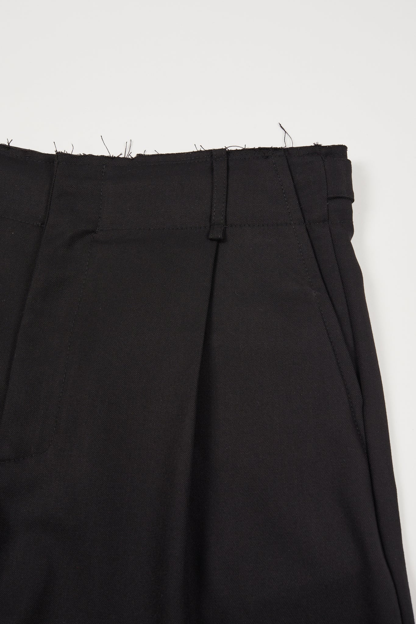 Assemble unisex tailored shorts- details