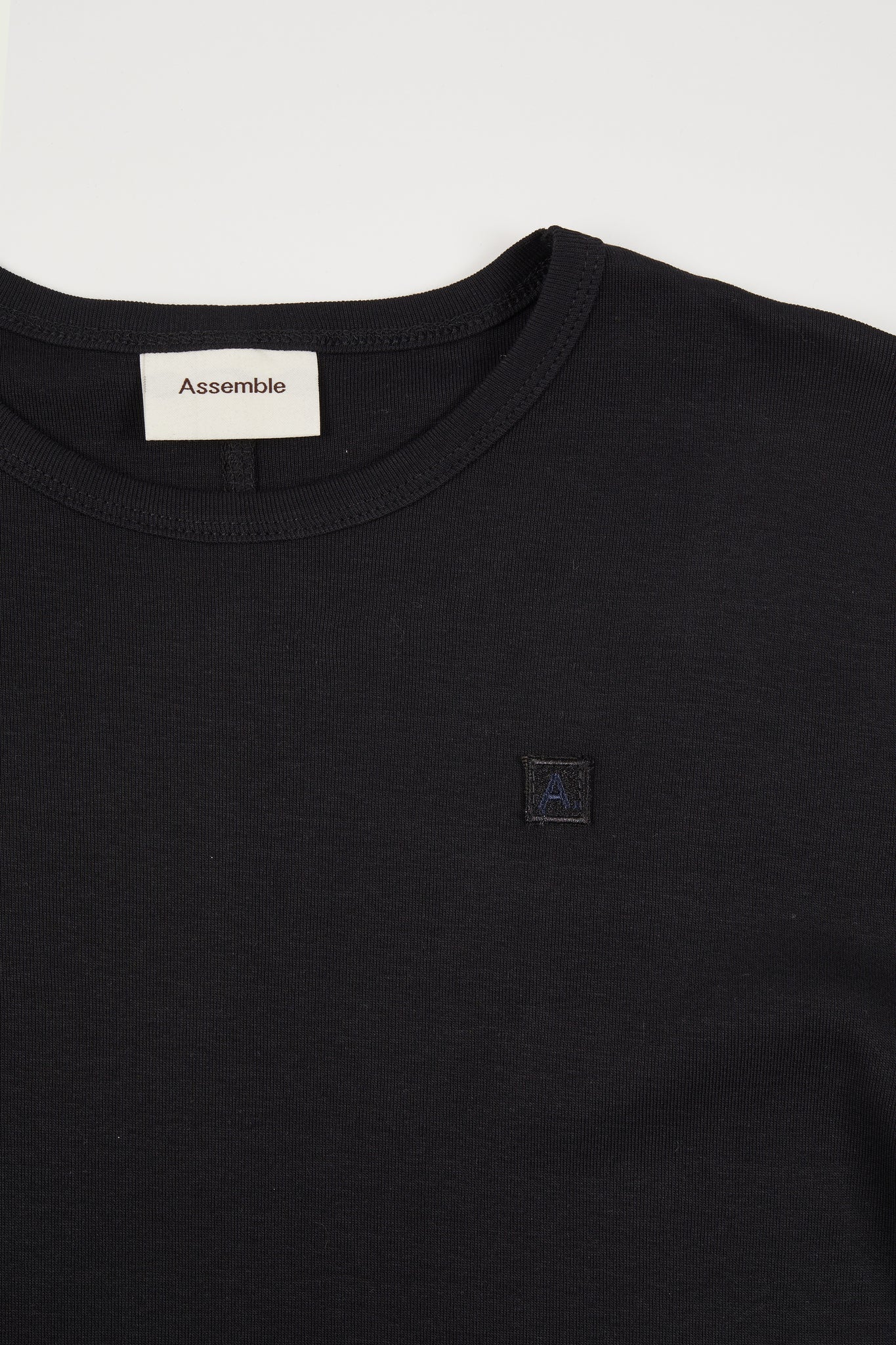 Assemble A. patch t-shirt sim fit